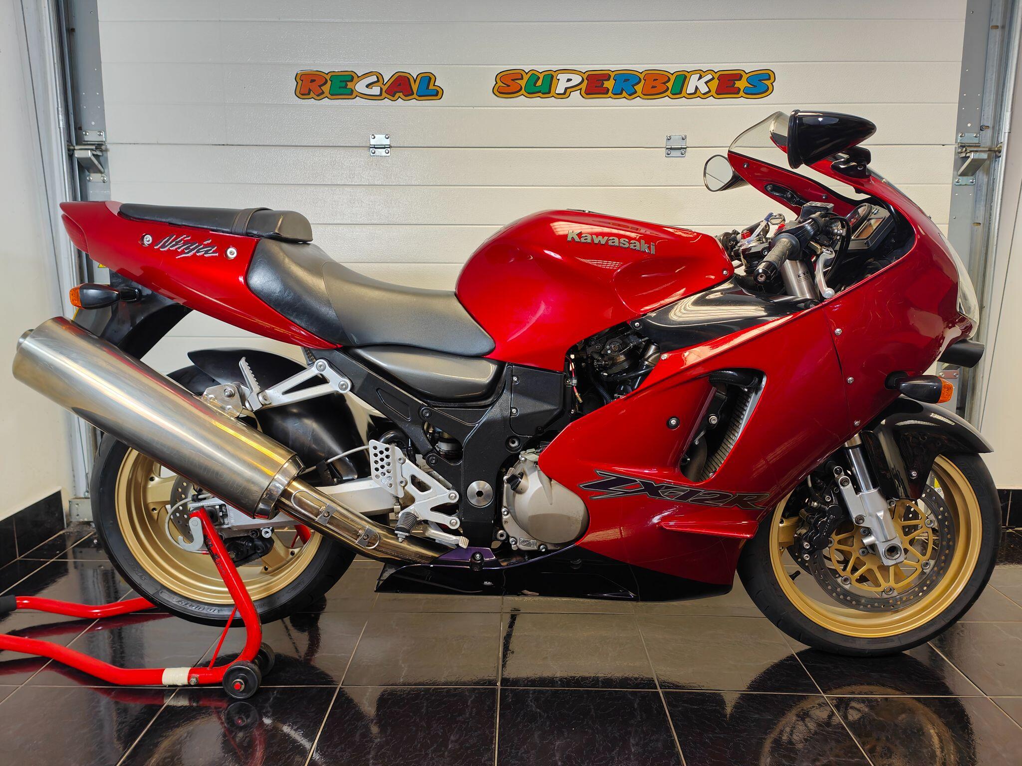 Kawasaki ZX-12R bikes for sale | AutoTrader Bikes